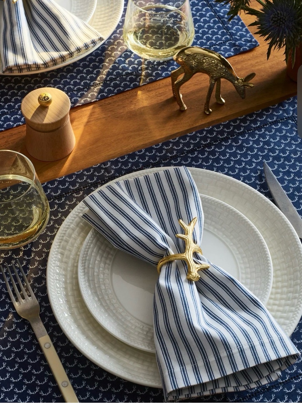 NWT Petite Plume Signature Twill Napkins in Navy French Ticking $40 MSRP  set 4